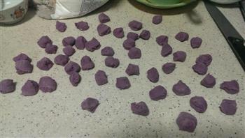紫薯玫瑰花VS紫薯开花馒头的做法步骤4