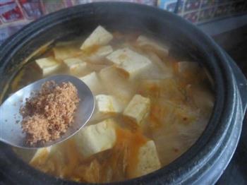 辣白菜豆腐汤的做法步骤9