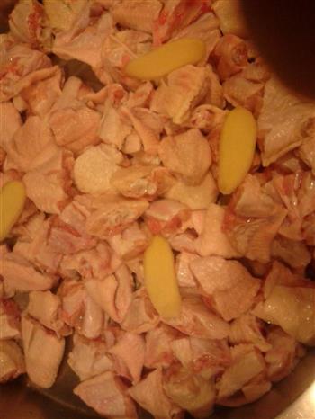 土豆烧鸡翅的做法步骤3