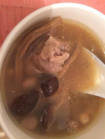 老鸭茶树菇汤的做法图解7