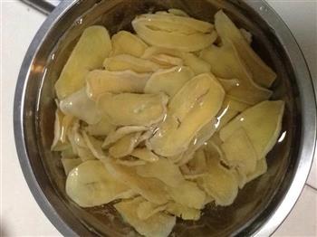 土豆干炖排骨的做法步骤1