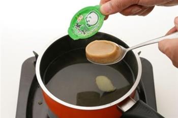 菠菜猪肝汤的做法步骤3