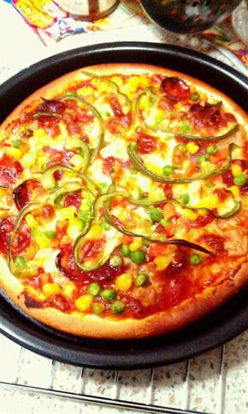 金枪鱼培根蔬菜披萨的做法步骤5