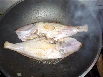 干烧马面鱼的做法步骤2