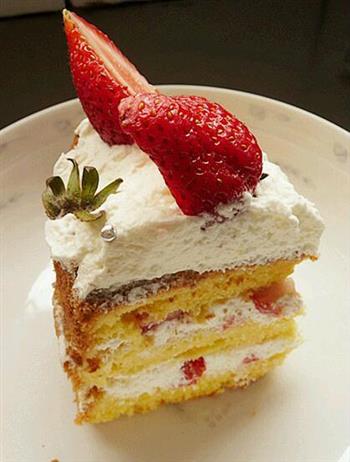 新鲜草莓季-草莓奶油蛋糕的做法步骤11