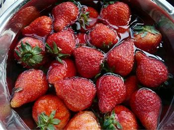 新鲜草莓季-草莓奶油蛋糕的做法步骤7