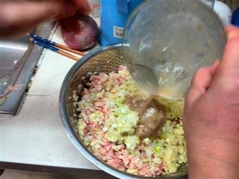 浓汤宝版猪肉白菜饺子的做法步骤6