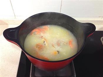砂锅虾蟹粥的做法步骤5
