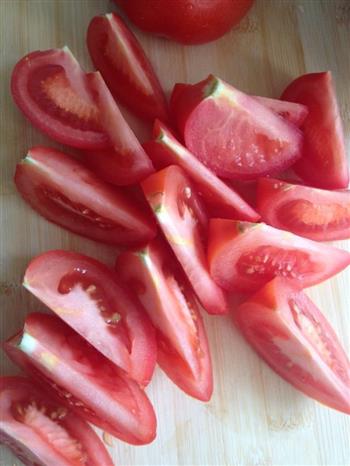西红柿排骨汤的做法步骤1