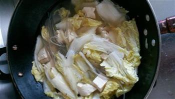 冻豆腐炖白菜的做法图解7