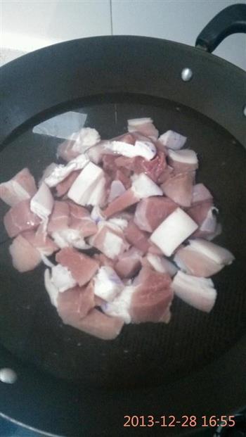 土豆红烧肉的做法步骤2