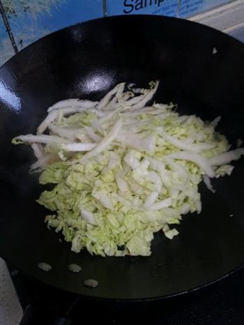白菜炒馒头的做法步骤5