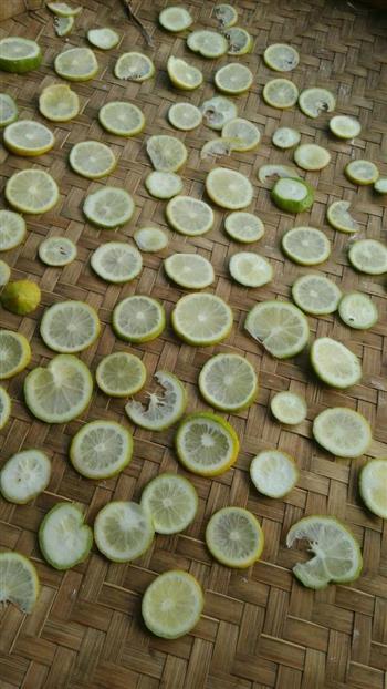蜜汁柠檬的做法步骤2