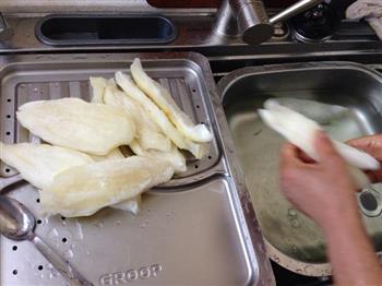 浓汤酿柚子皮的做法步骤3