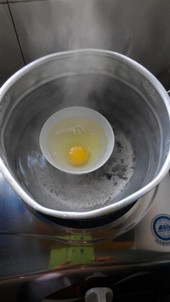 酒酿蛋的做法步骤3