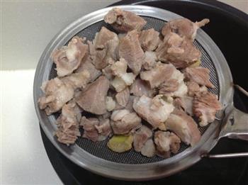 新疆羊肉手抓饭的做法步骤3