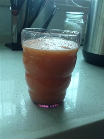 胡萝卜雪梨橙子汁的做法图解7