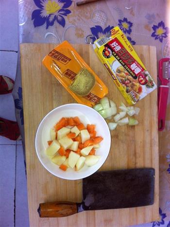 土豆咖喱饭的做法步骤1