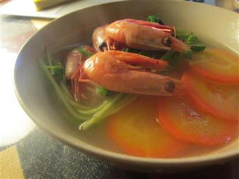 鲜虾热汤面的做法步骤4
