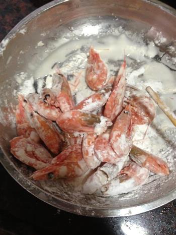 北极虾-椒盐虾的做法步骤3