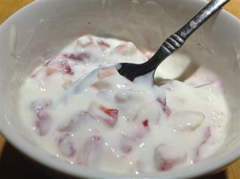 草莓酸奶的做法图解6
