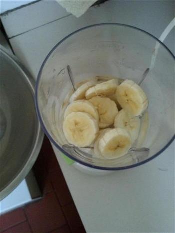 香蕉牛奶糊的做法步骤1