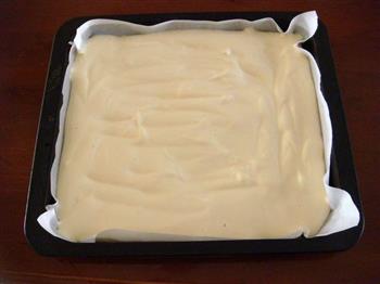 戚风奶油蛋糕卷的做法步骤9