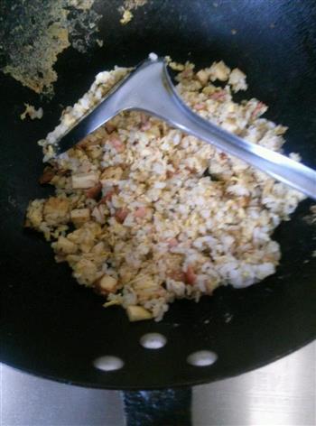 芝士熏干蛋炒饭的做法步骤10