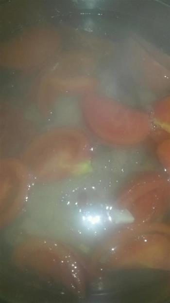 西红柿豆腐汤的做法步骤4