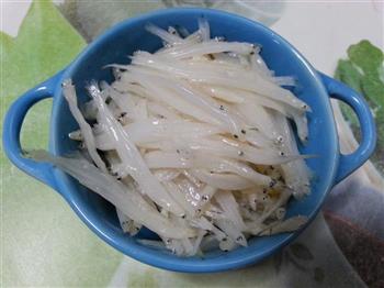 银鱼炒韭菜怎么做，银鱼炒韭菜怎么做好吃，银鱼炒韭菜做法