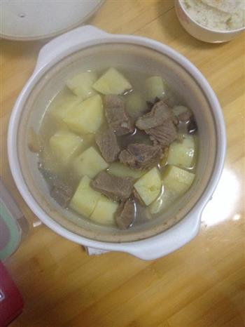 砂锅炖土豆牛肉的做法步骤8