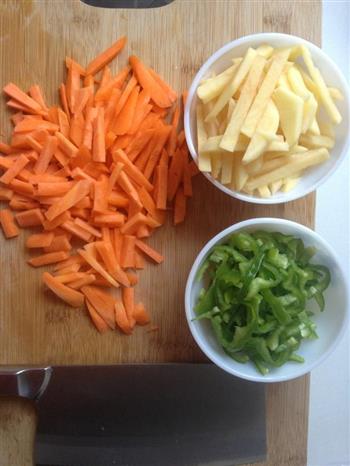 胡萝卜土豆丝的做法步骤1
