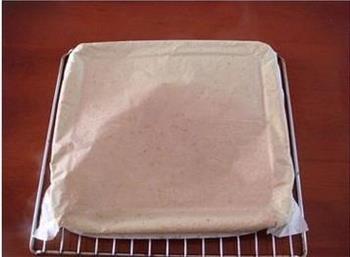 抹茶奶油蛋糕卷的做法步骤11