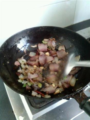 青椒腊肉的做法步骤3