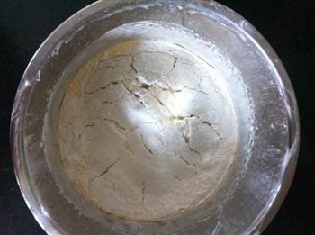 红豆沙奶油卷的做法步骤3