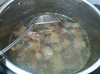 酸辣干锅羊肉的做法步骤1
