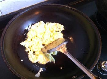 超好吃蛋炒饭的做法步骤3