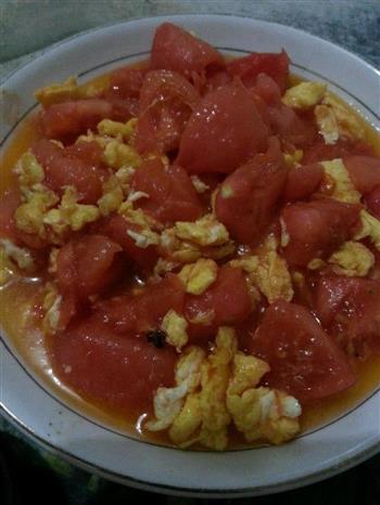 西红柿炒鸡蛋的做法步骤2
