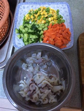 蔬菜海鲜粥的做法步骤2