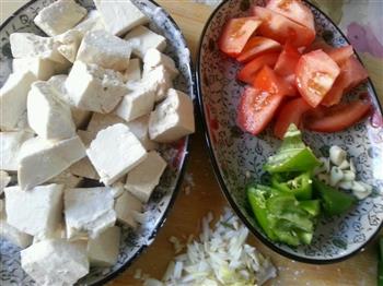 茄汁脆皮豆腐的做法步骤1