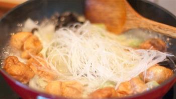 冬季最暖心-白菜粉丝面筋锅的做法步骤11