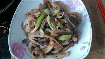 蘑菇炒肉的做法步骤10