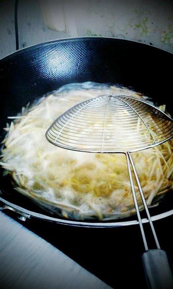 凉拌酸辣土豆丝的做法步骤2