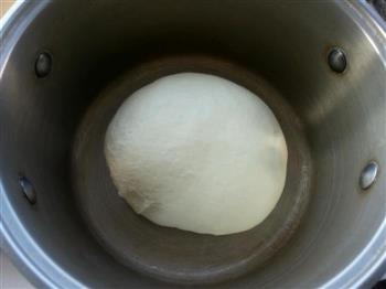 豆沙面包的做法图解4