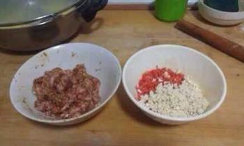 豆腐肉沫酿香菇的做法步骤2