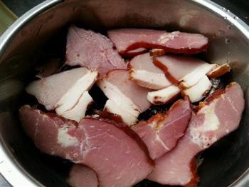 乐乐自家菜-鱼和腊肉合蒸的做法步骤5