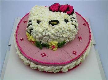 Hello Kitty裱花蛋糕的做法步骤5