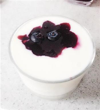 蓝莓酸奶的做法步骤4