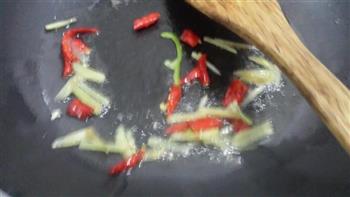 家常版干锅花菜的做法步骤3