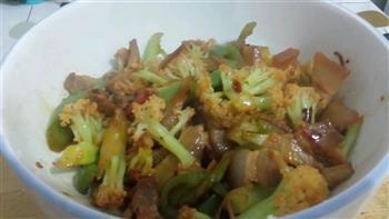 家常版干锅花菜的做法步骤6